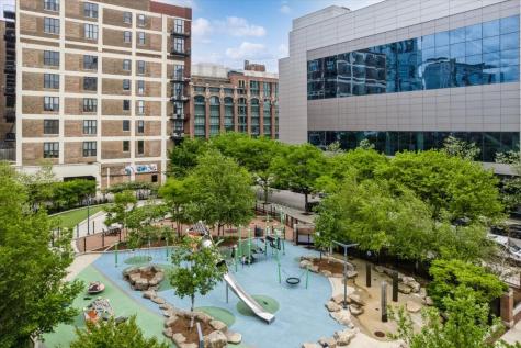 320 East 21st Street Chicago IL 60616