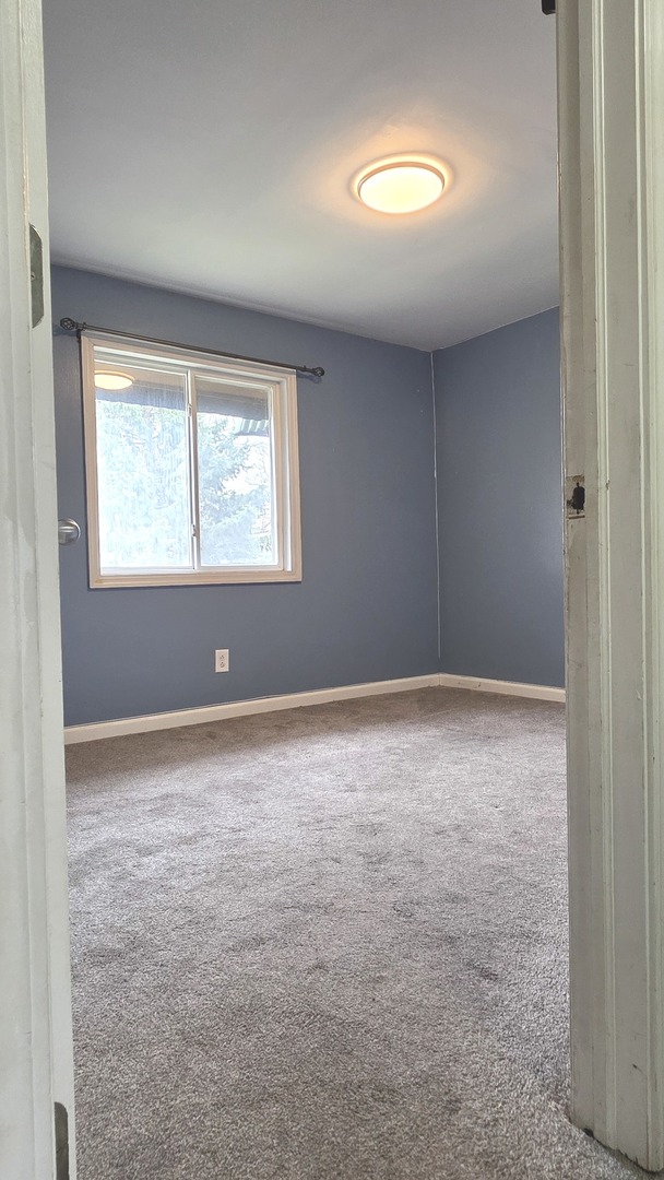 1992 Tall Oaks Drive Aurora IL 60505