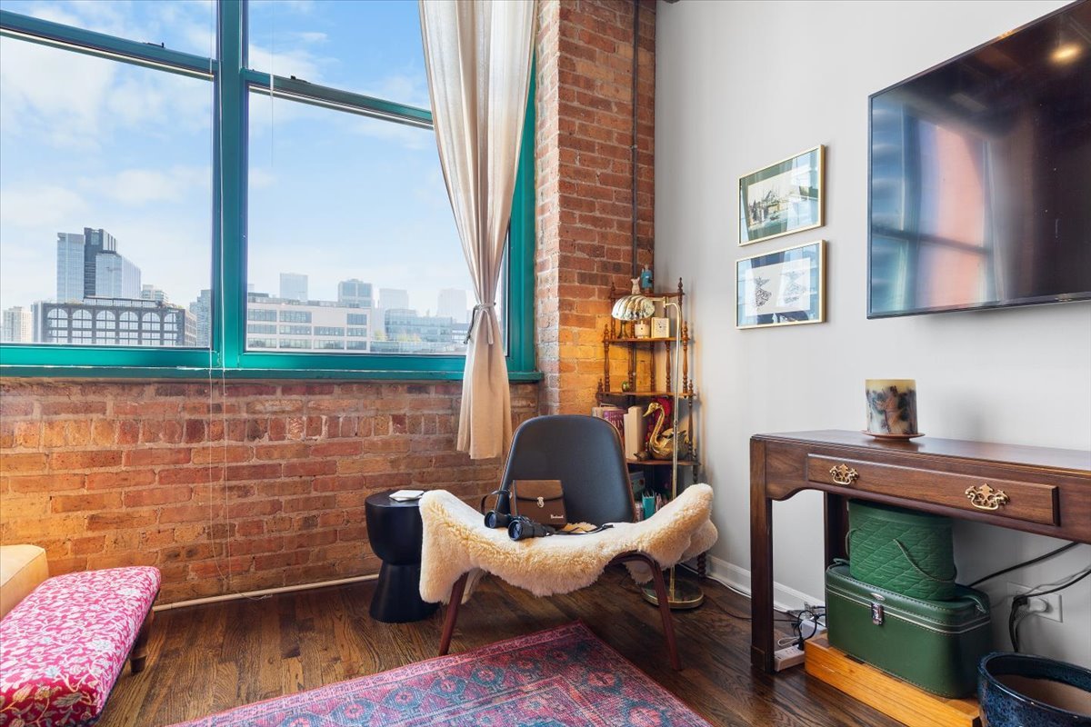 312 North May Street Chicago IL 60607