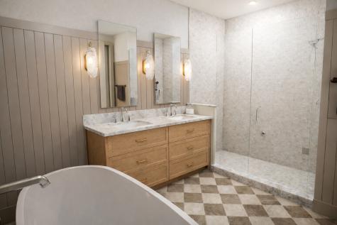 2821 North Orchard Street Chicago IL 60657