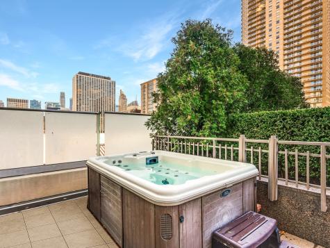 33 West Ontario Street Chicago IL 60654