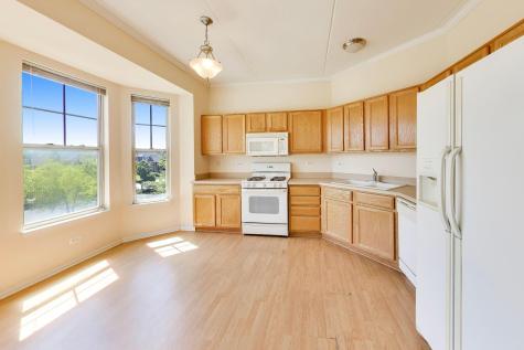 511 Prestwick Lane Wheeling IL 60090