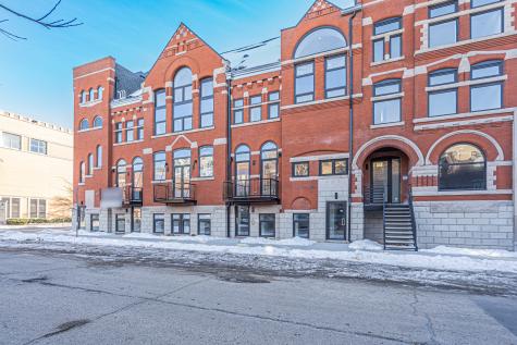 505 West Elm Avenue Chicago IL 60610
