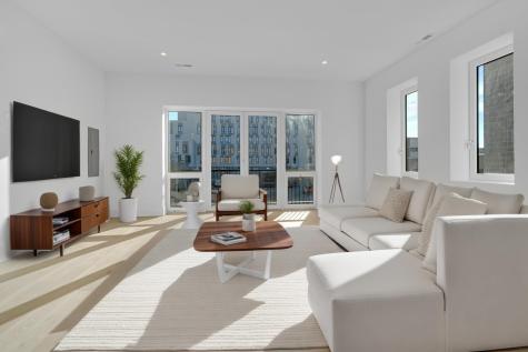 505 West Elm Avenue Chicago IL 60610