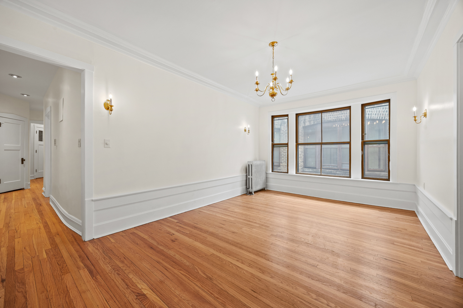 1223 East Hyde Park Boulevard Chicago IL 60615