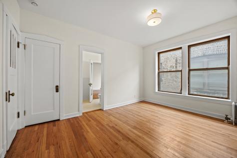 1223 East Hyde Park Boulevard Chicago IL 60615