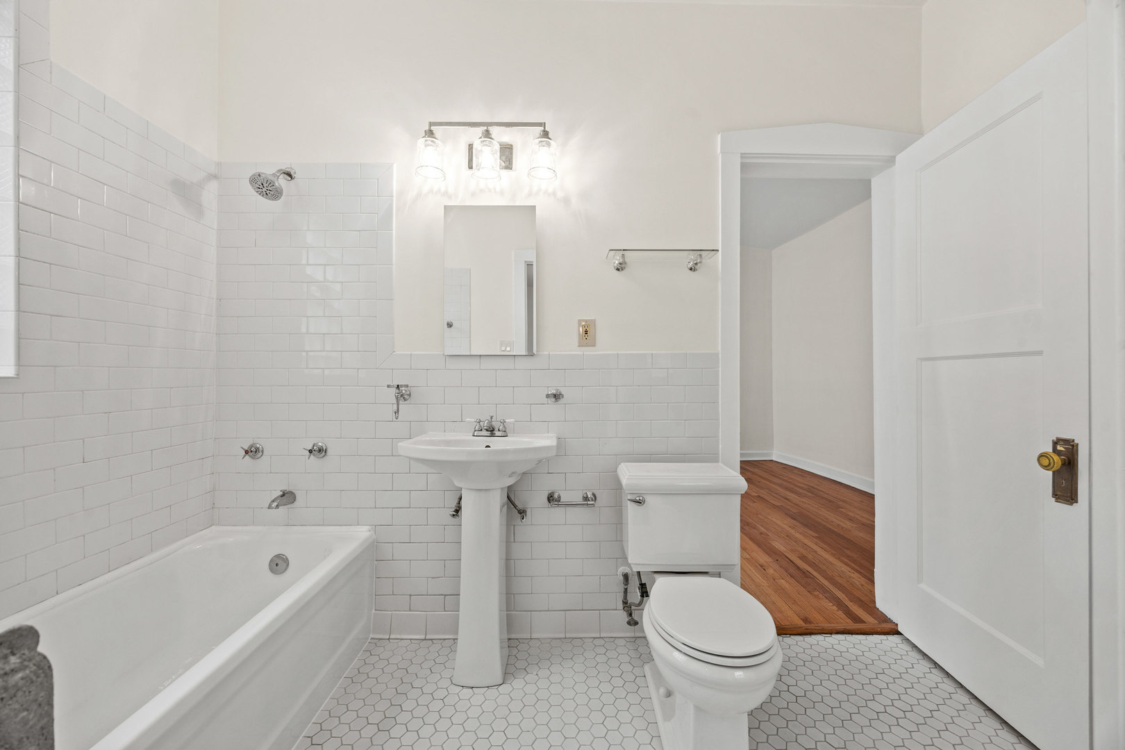 1223 East Hyde Park Boulevard Chicago IL 60615