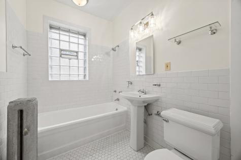 1223 East Hyde Park Boulevard Chicago IL 60615