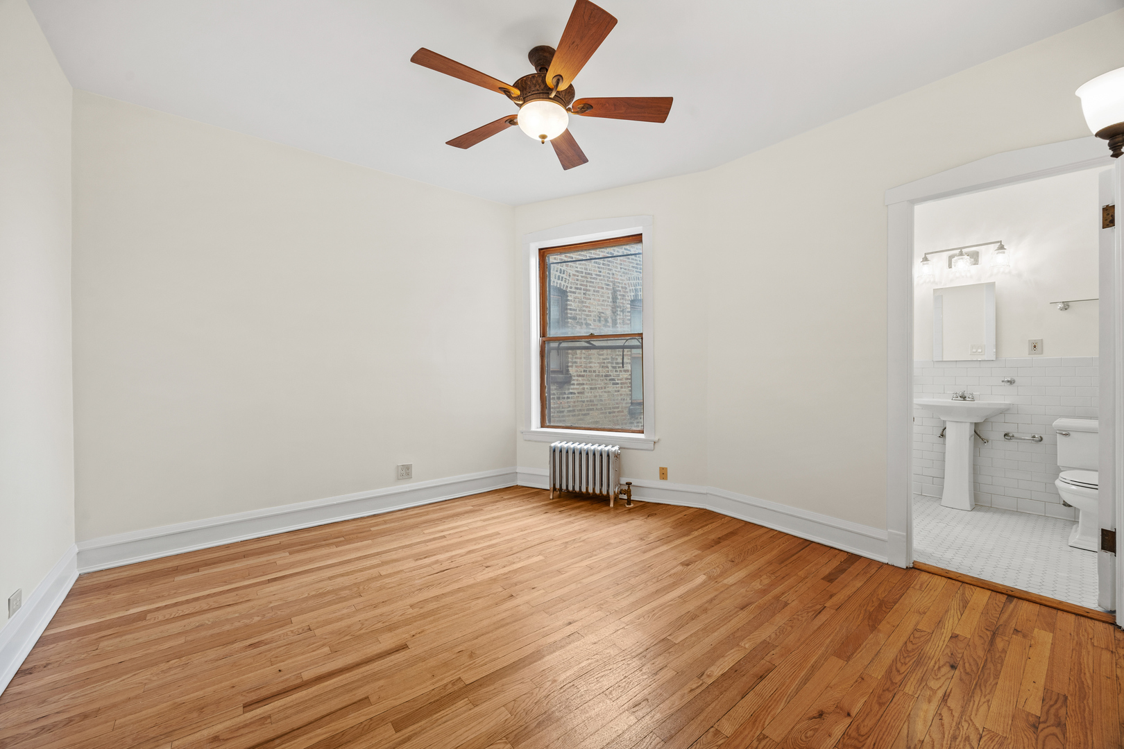 1223 East Hyde Park Boulevard Chicago IL 60615