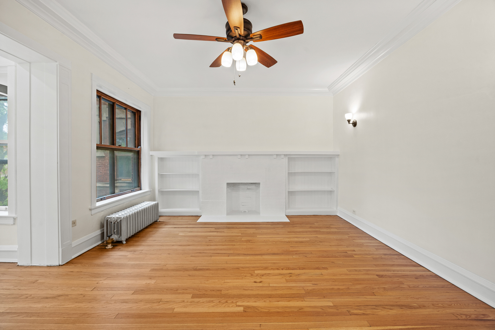 1223 East Hyde Park Boulevard Chicago IL 60615