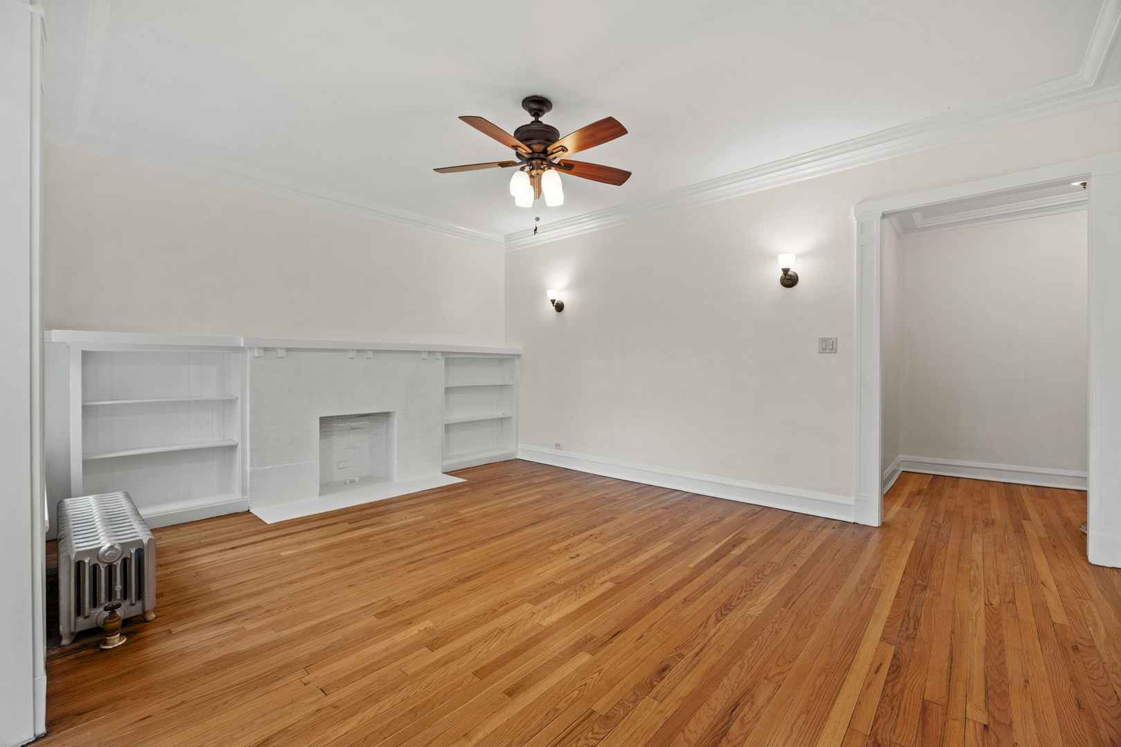 1223 East Hyde Park Boulevard Chicago IL 60615