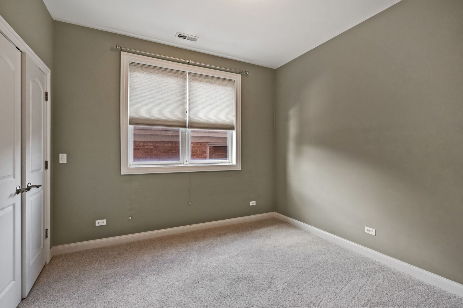 5691 West Higgins Avenue Chicago IL 60630