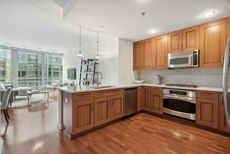 160 East Illinois Street Chicago IL 60611
