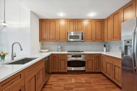 160 East Illinois Street Chicago IL 60611