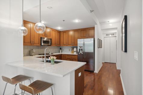 160 East Illinois Street Chicago IL 60611