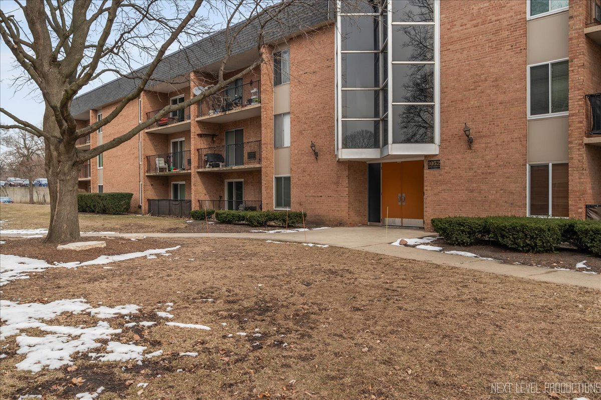 1052 North Mill Street Naperville IL 60563