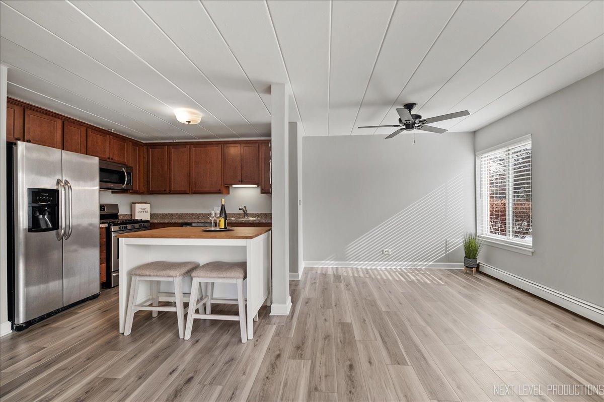 1052 North Mill Street Naperville IL 60563