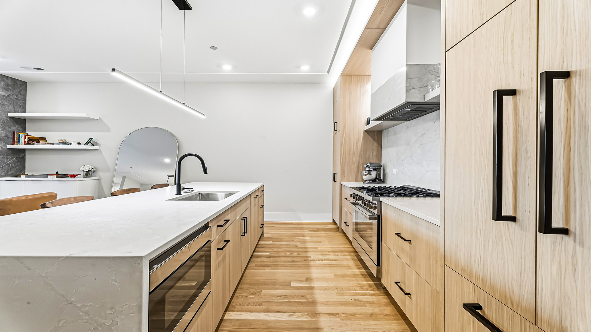3125 North Clybourn Avenue Chicago IL 60618