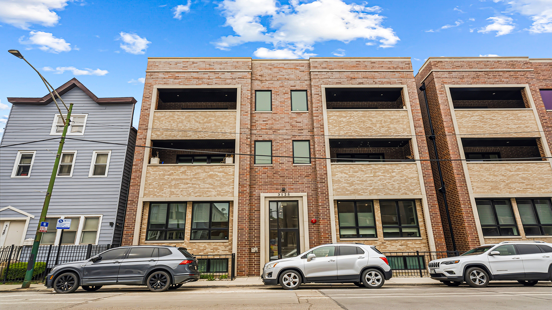 3125 North Clybourn Avenue Chicago IL 60618