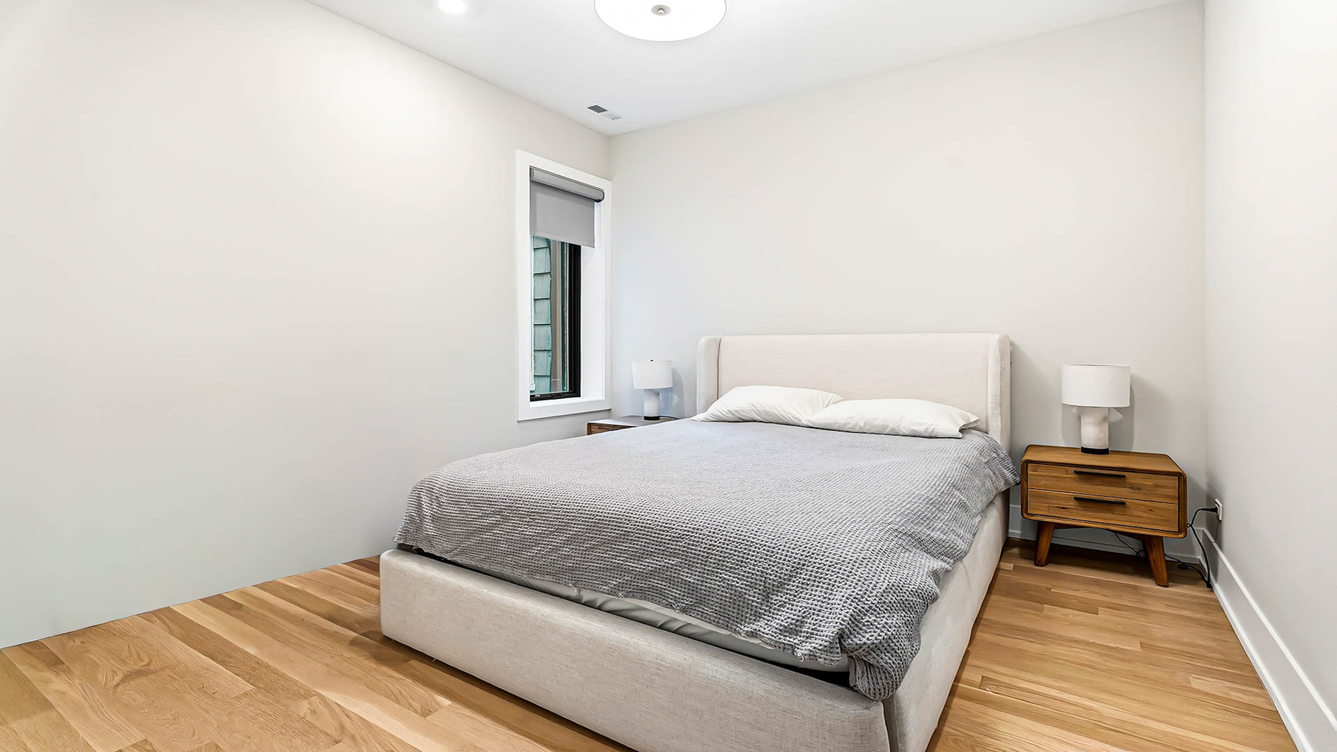 3125 North Clybourn Avenue Chicago IL 60618