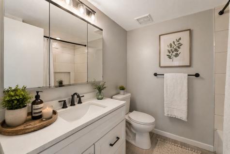 450 North Main Street Wauconda IL 60084