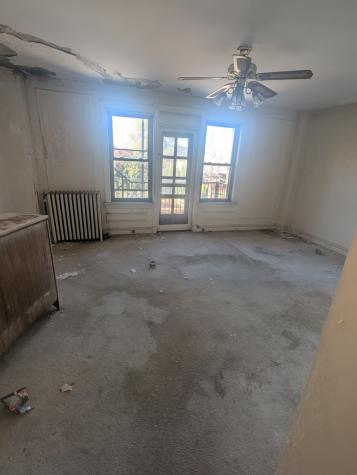 6740 South Oglesby Avenue Chicago IL 60649