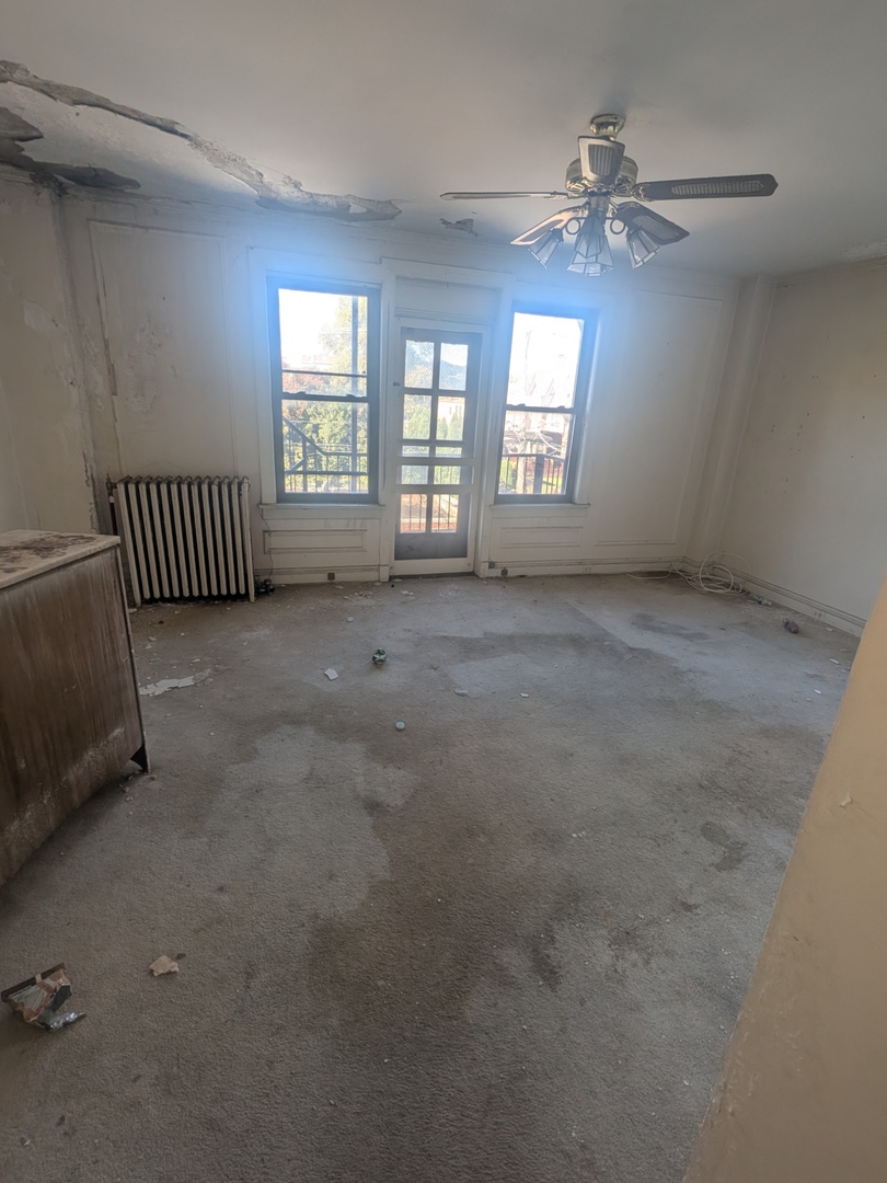 6740 South Oglesby Avenue Chicago IL 60649