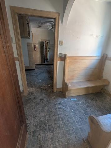 6740 South Oglesby Avenue Chicago IL 60649