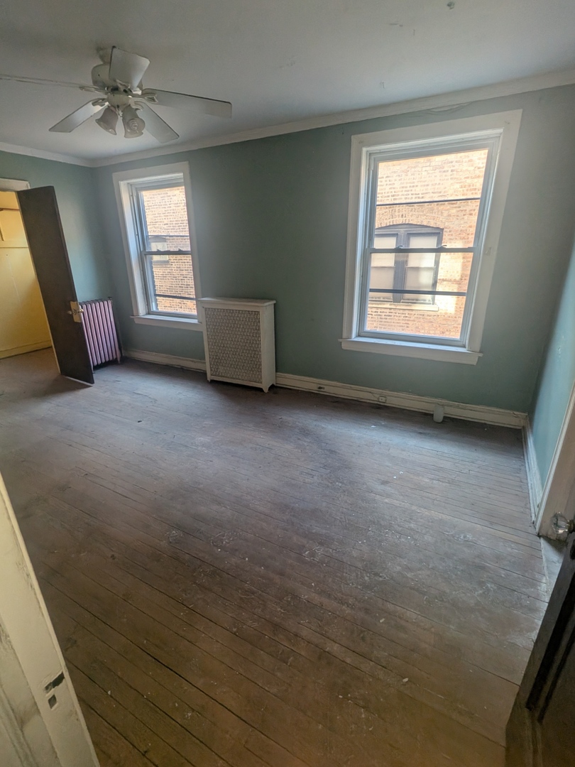6740 South Oglesby Avenue Chicago IL 60649