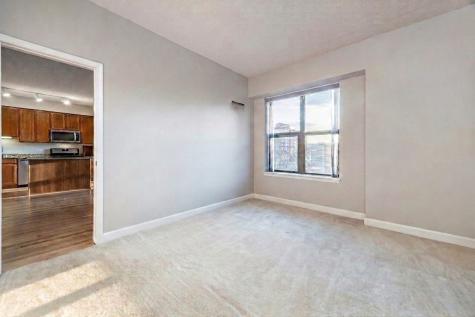41 East 8th Street Chicago IL 60605