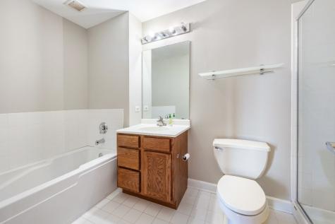 41 East 8th Street Chicago IL 60605