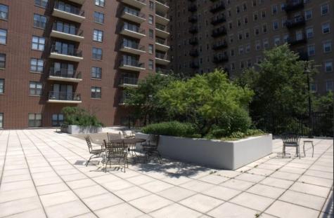 41 East 8th Street Chicago IL 60605