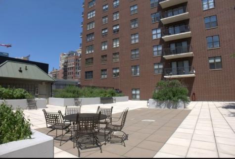 41 East 8th Street Chicago IL 60605