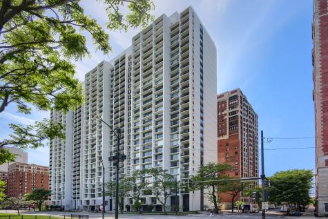 3200 North Lake Shore Drive Chicago IL 60657