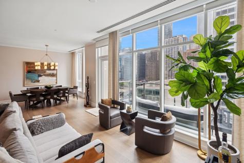 435 North Michigan Avenue Chicago IL 60611