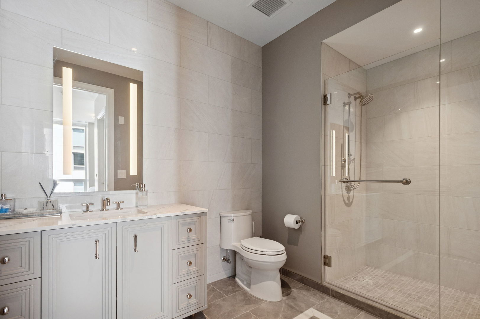 435 North Michigan Avenue Chicago IL 60611