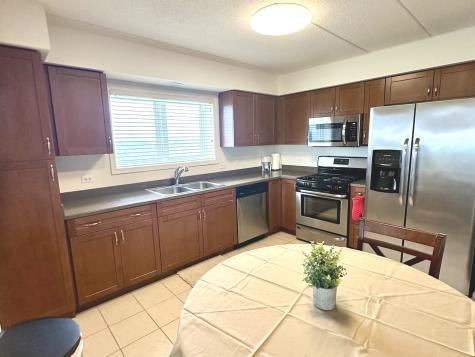 390 South Western Avenue Des Plaines IL 60016