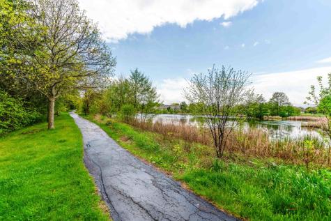71 West Chatham Lane Round Lake IL 60073