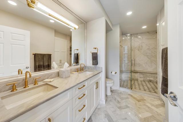 25 East Superior Street Chicago IL 60611
