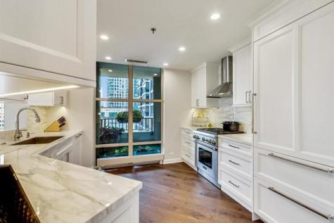 25 East Superior Street Chicago IL 60611