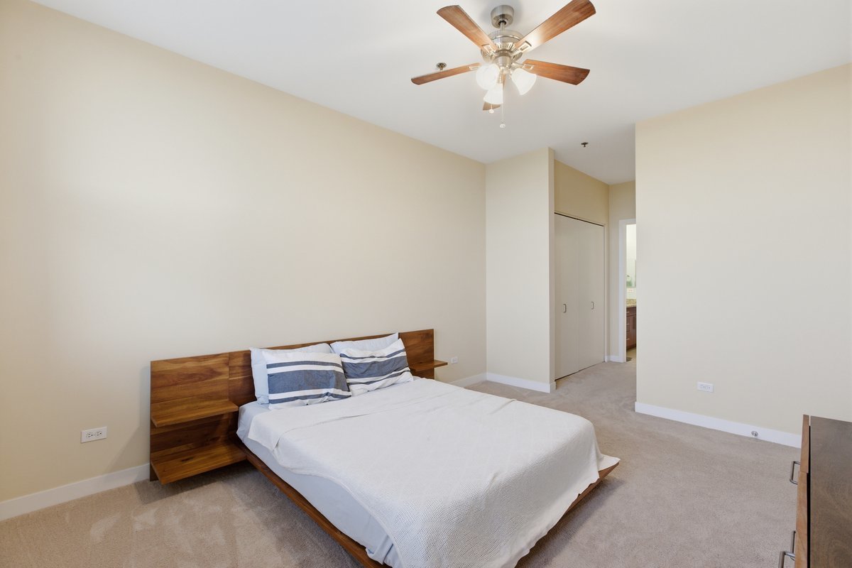3140 North Sheffield Avenue Chicago IL 60657