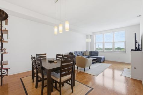 3140 North Sheffield Avenue Chicago IL 60657