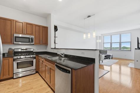 3140 North Sheffield Avenue Chicago IL 60657