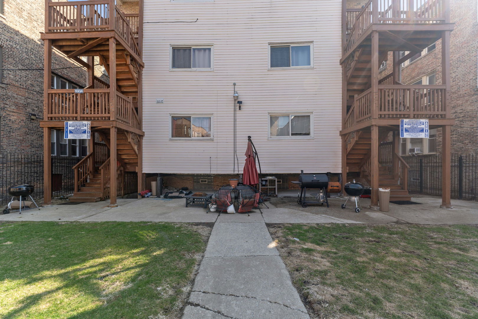 6722 South Ridgeland Avenue Chicago IL 60649