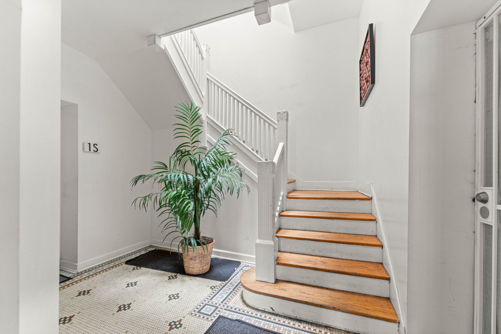 6722 South Ridgeland Avenue Chicago IL 60649