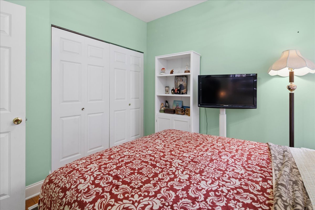 4916 North Kedzie Avenue Chicago IL 60625