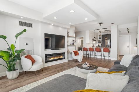 100 East 14th Street Chicago IL 60605
