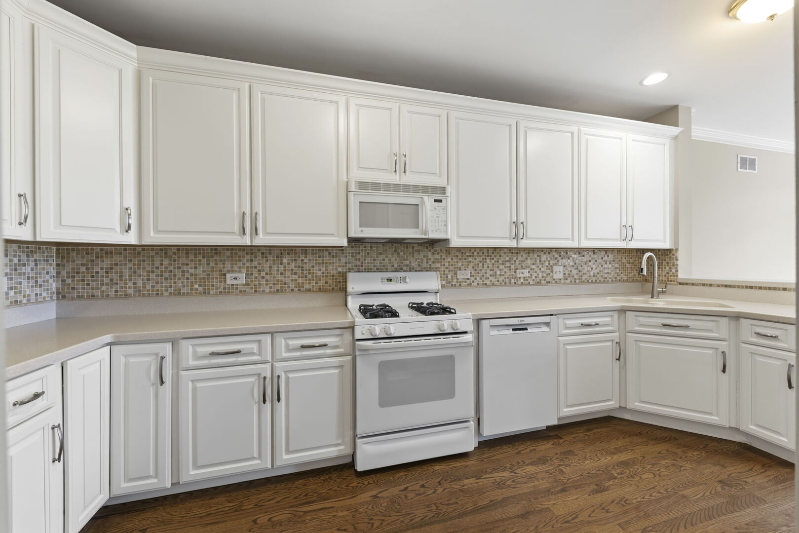 1728 Pershing Avenue Wheaton IL 60189