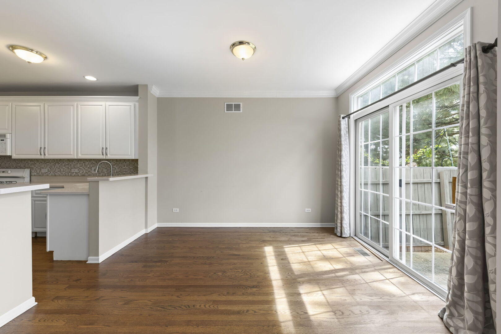 1728 Pershing Avenue Wheaton IL 60189