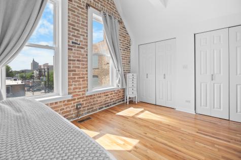 1542 North Wood Street Chicago IL 60622